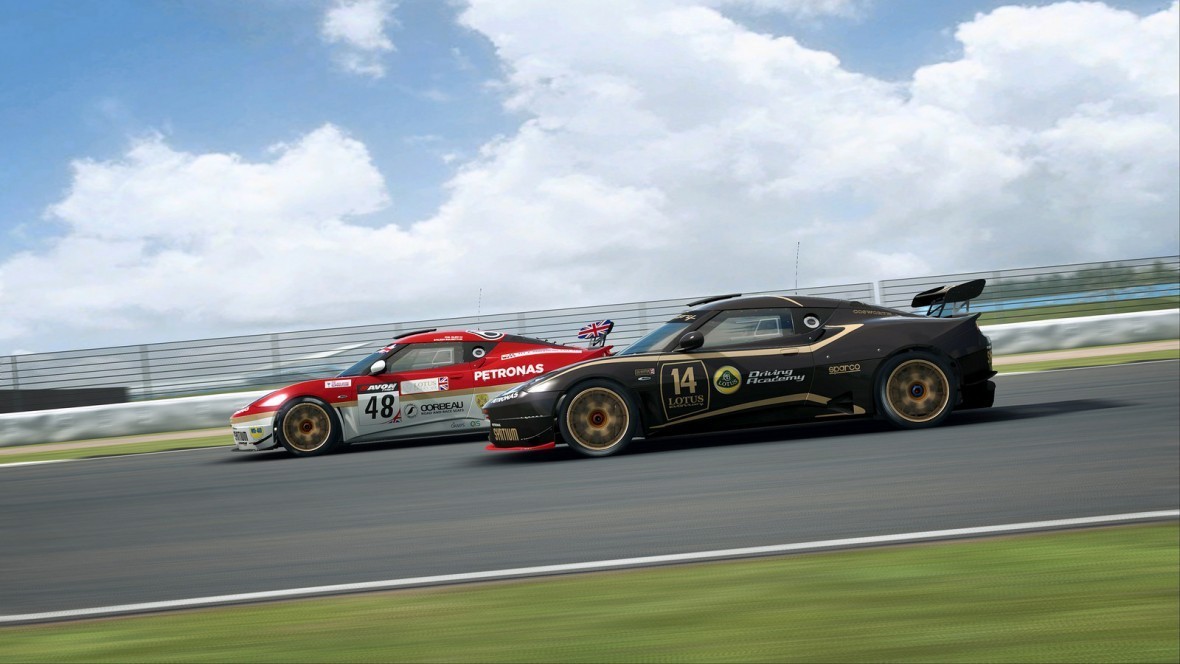 Lotus_Evora_GT4_5