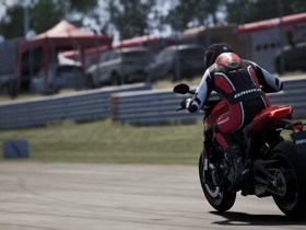 RIDE 6_Naked Bikes_4